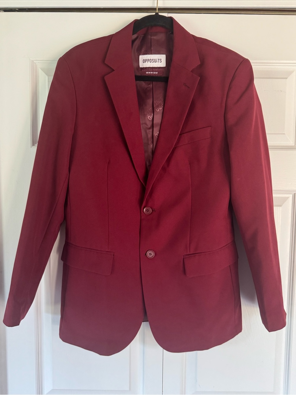 OPPOSUITS Men’s Burgundy Blazer - Two-Button Suit Jacket and pants - size 38